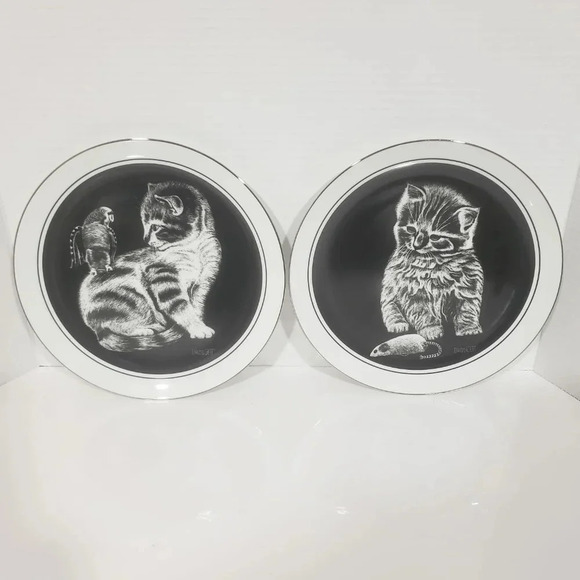 Vtg Set of 2 Royal Cornwall Kittens Black/White Collectors Plates. - Picture 1 of 13